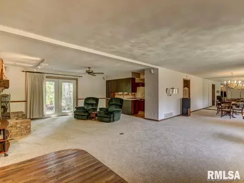 6 Harlan Ct, Springfield, IL 62712 photo 9