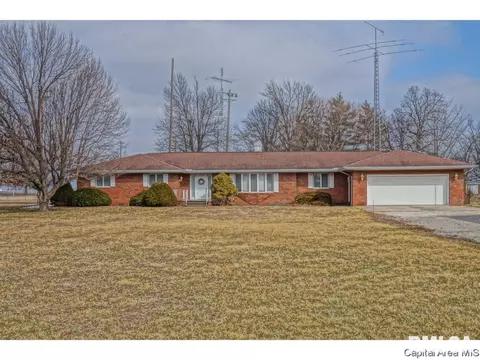 403 Smith St, Harvel, IL 62538 photo 1