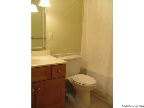 136 Nottingham, Springfield, IL 62704 photo 13