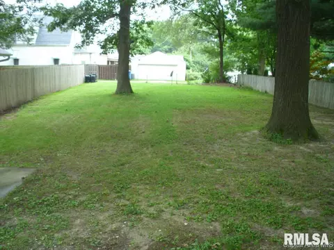 803 N Osburn, Springfield, IL 62702 photo 10