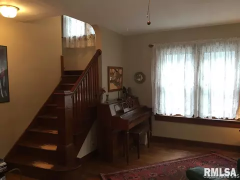 516 S Park, Springfield, IL 62704 photo 4