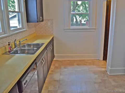 2525 S Lowell, Springfield, IL 62704 photo 8