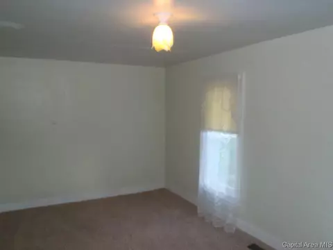 28537 Winterbauer, Athens, IL 62613 photo 9