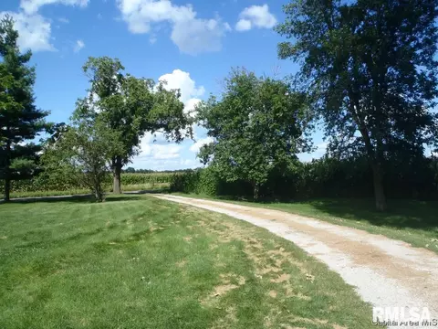 28537 Winterbauer, Athens, IL 62613 photo 6