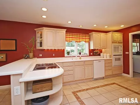 2533 Wydown, Springfield, IL 62704 photo 9