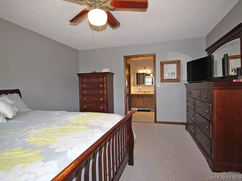 2533 Wydown, Springfield, IL 62704 photo 21