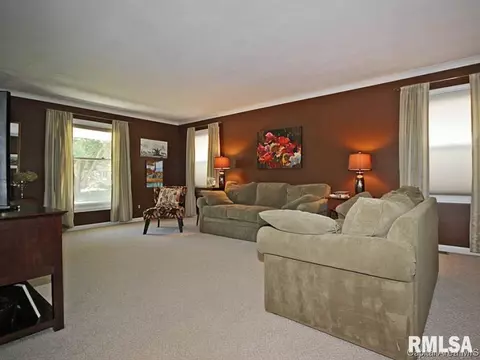 2533 Wydown, Springfield, IL 62704 photo 2
