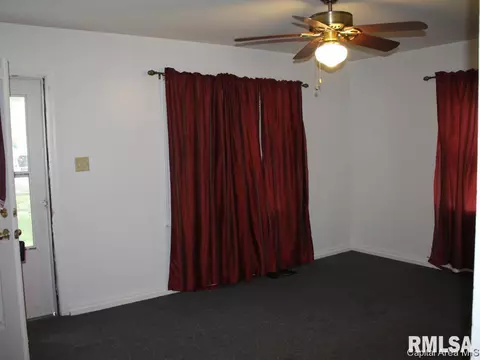 2226 S 14th St, Springfield, IL 62703 photo 3