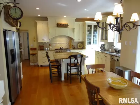 2005 Old Ivy Dr, Springfield, IL 62711 photo 10