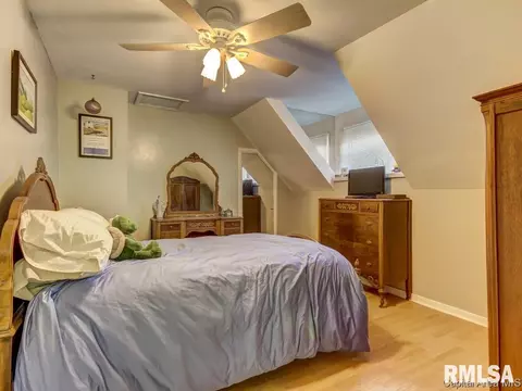 630 S Amos, Springfield, IL 62704 photo 11