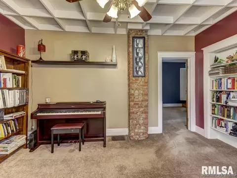 630 S Amos, Springfield, IL 62704 photo 18