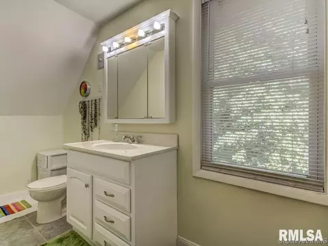 630 S Amos, Springfield, IL 62704 photo 13