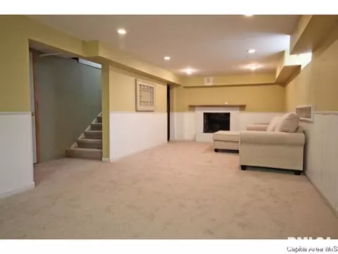 2025 Greenbriar Rd, Springfield, IL 62704 photo 24