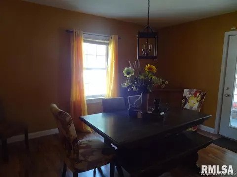 1136 N 2nd, Springfield, IL 62702 photo 8