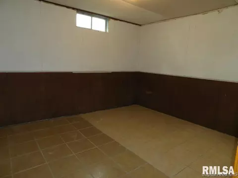 710 E Locust St, Chatham, IL 62629 photo 15