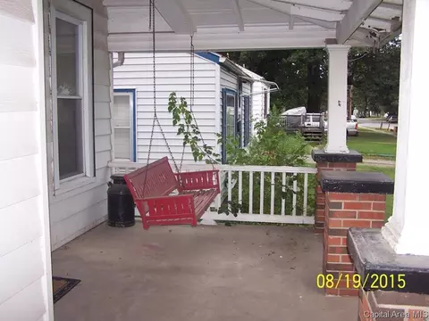 560 W Elliott, Springfield, IL 62702 photo 4