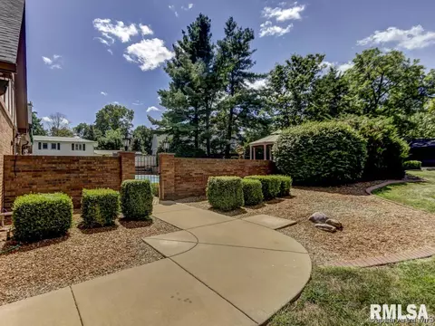 1 Downing Ln, Springfield, IL 62712 photo 6