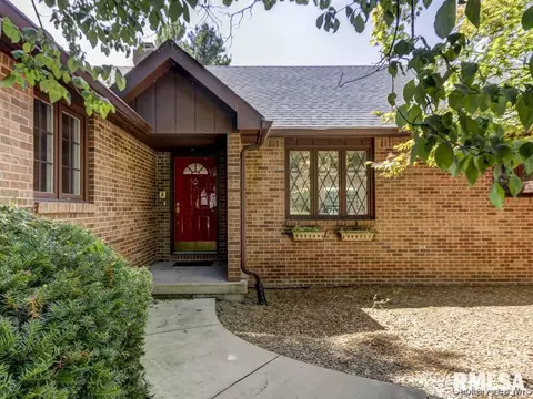 1 Downing Ln, Springfield, IL 62712 photo 5