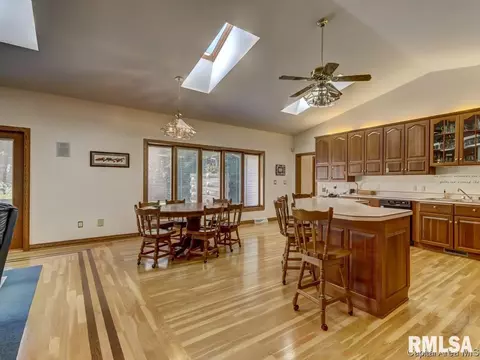 2419 Hazlett Rd, Springfield, IL 62707 photo 10