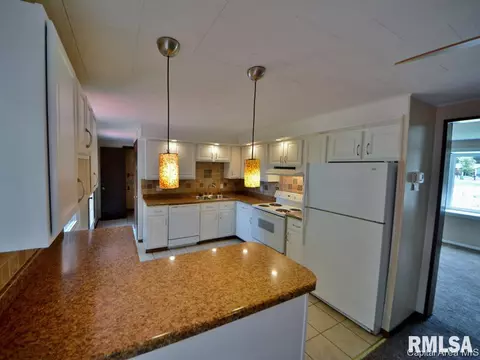 3805 Eagle Claw Dr, Springfield, IL 62707 photo 7