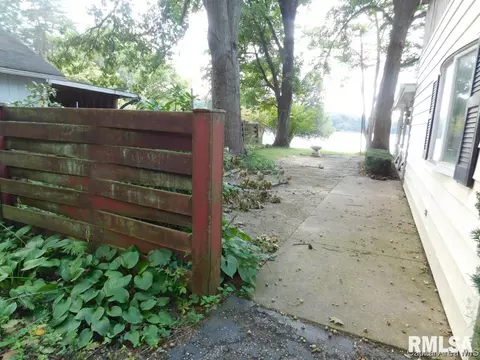 44 W Fairview Ln, Springfield, IL 62711 photo 4