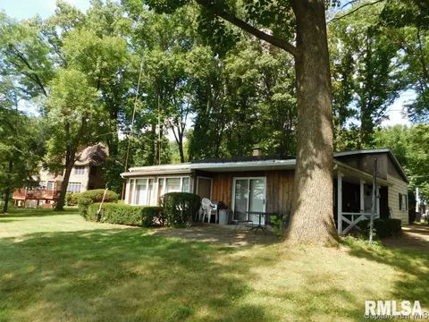 44 W Fairview Ln, Springfield, IL 62711 photo 2