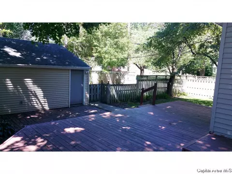 3001 S Thayer Ave, Springfield, IL 62704 photo 10