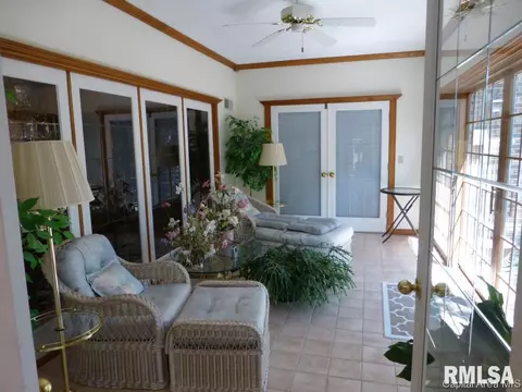 2112 Timbercrest Dr, Springfield, IL 62702 photo 7