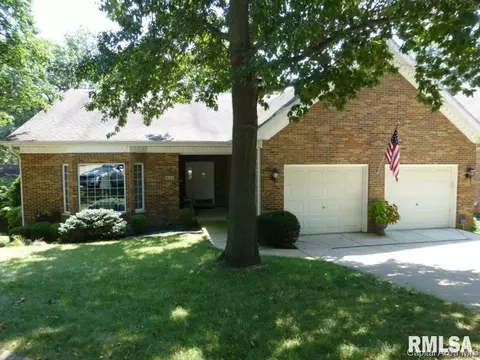 2112 Timbercrest Dr, Springfield, IL 62702 photo 1