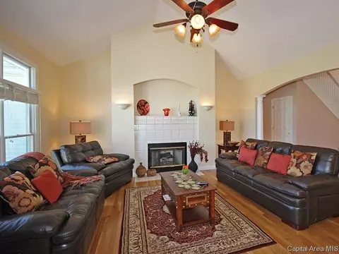 6504 Carlisle Bnd, Springfield, IL 62711 photo 5