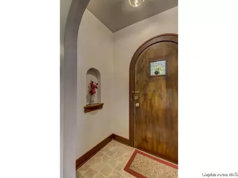 2540 S 7th St, Springfield, IL 62703 photo 5