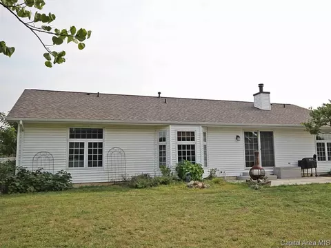 1117 Bridle Path Ln, Springfield, IL 62712 photo 2