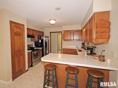 1117 Bridle Path Ln, Springfield, IL 62712 photo 6