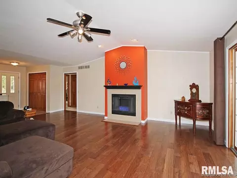 1117 Bridle Path Ln, Springfield, IL 62712 photo 5