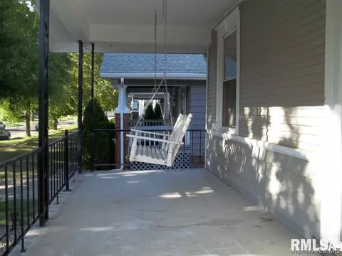 2332 S 4th, Springfield, IL 62703 photo 2