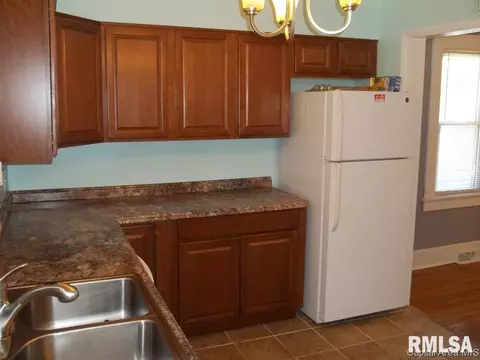 2332 S 4th, Springfield, IL 62703 photo 6
