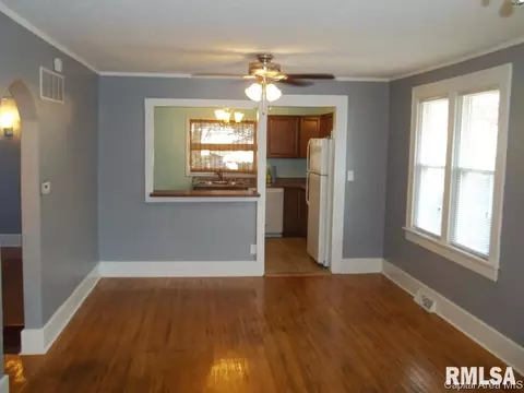 2332 S 4th, Springfield, IL 62703 photo 3