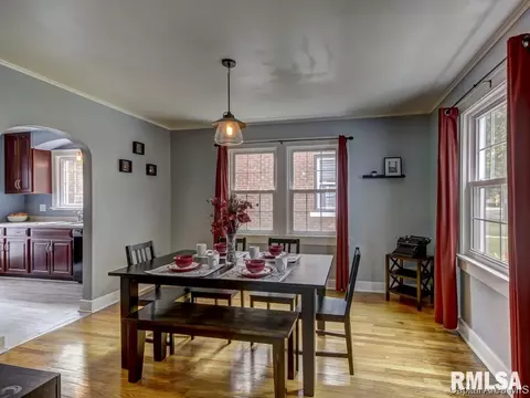 1920 S Walnut St, Springfield, IL 62704 photo 9