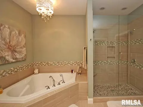 1908 W Road Dr, Springfield, IL 62711 photo 22