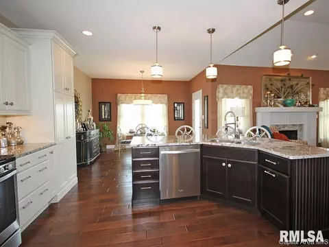 1908 W Road Dr, Springfield, IL 62711 photo 10