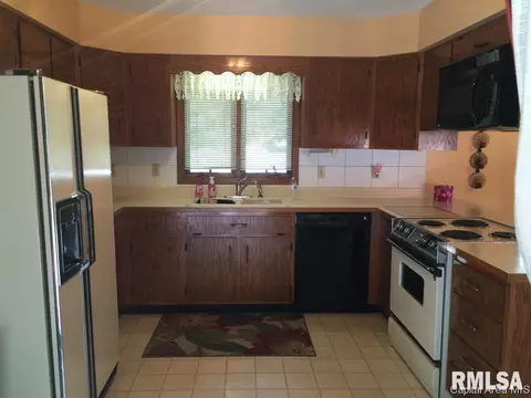 14 Boulder Point Dr, Springfield, IL 62711 photo 8