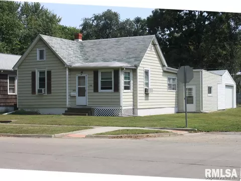 1520 S Walnut, Springfield, IL 62704 photo 1
