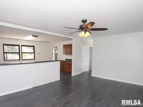 2516 Sherborn Rd, Springfield, IL 62702 photo 6
