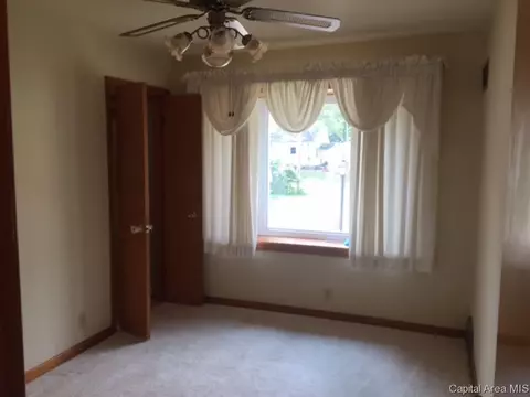 3543 Stanton St, Springfield, IL 62703 photo 5
