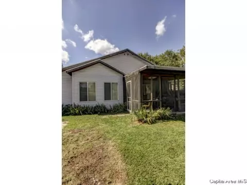 1736 N 14th St, Springfield, IL 62702 photo 3