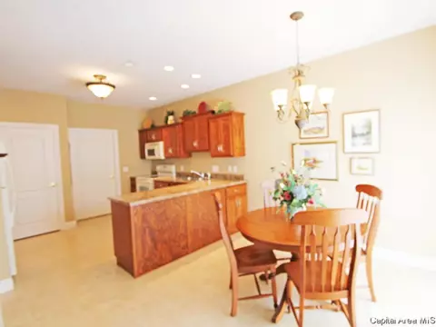 804 Colorado Ct, Springfield, IL 62711 photo 4