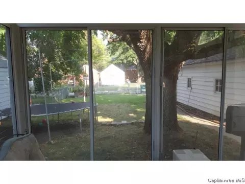 2130 N 6th, Springfield, IL 62702 photo 30