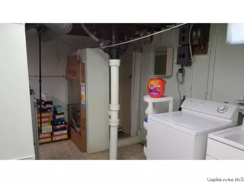 2130 N 6th, Springfield, IL 62702 photo 25