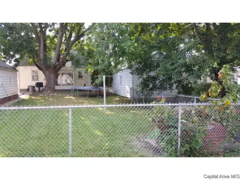 2130 N 6th, Springfield, IL 62702 photo 28