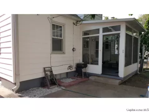 2130 N 6th, Springfield, IL 62702 photo 29